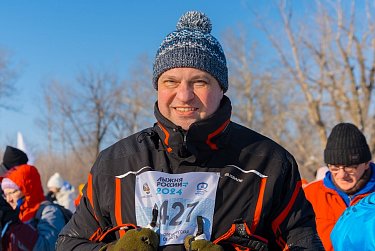 Депутаты на «Лыжне России»